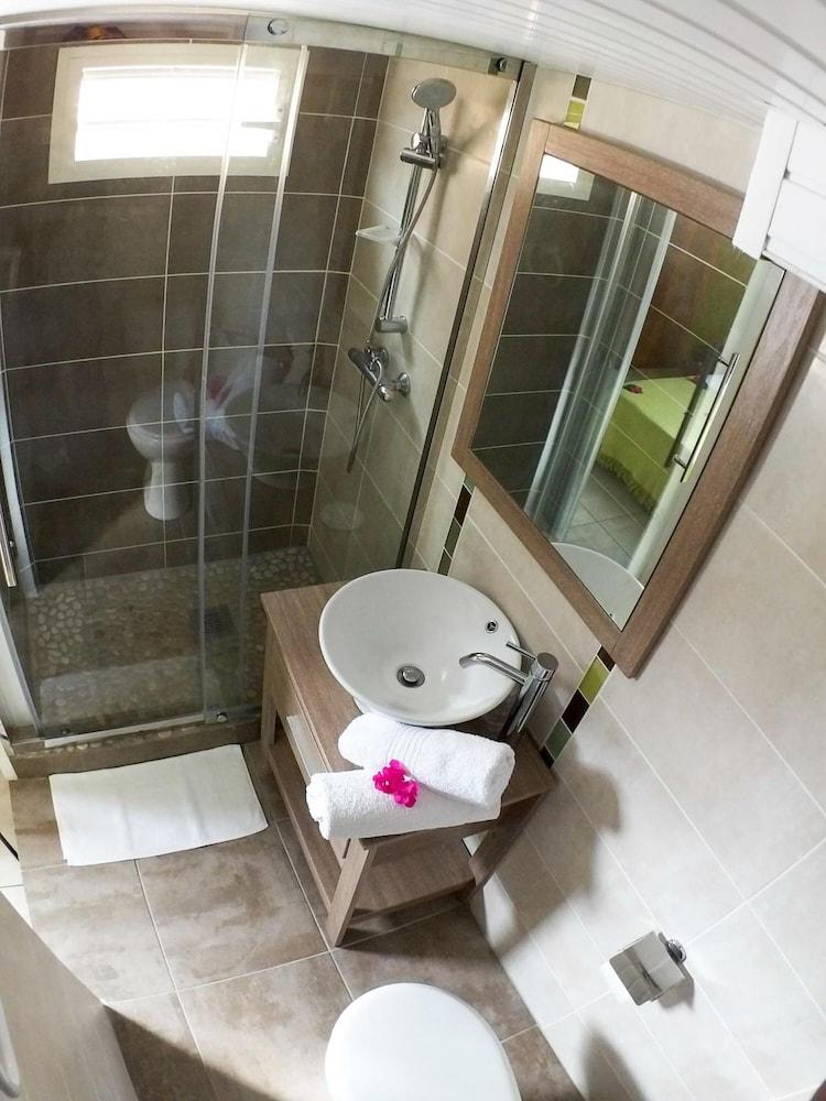 Hotel Tante Arlette Grand'Riviere Esterno foto
